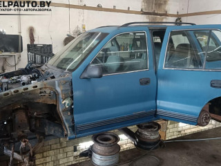 Kia Sportage 1 поколение 1999г. 2.0 л., FE (16V) - фото №2
