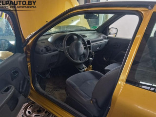 Renault Clio 2 поколение 1998г. 1.2 л. - фото №5