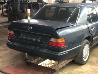 Mercedes-Benz E W124 [рестайлинг] 1993г. 2.3 л. - фото №3