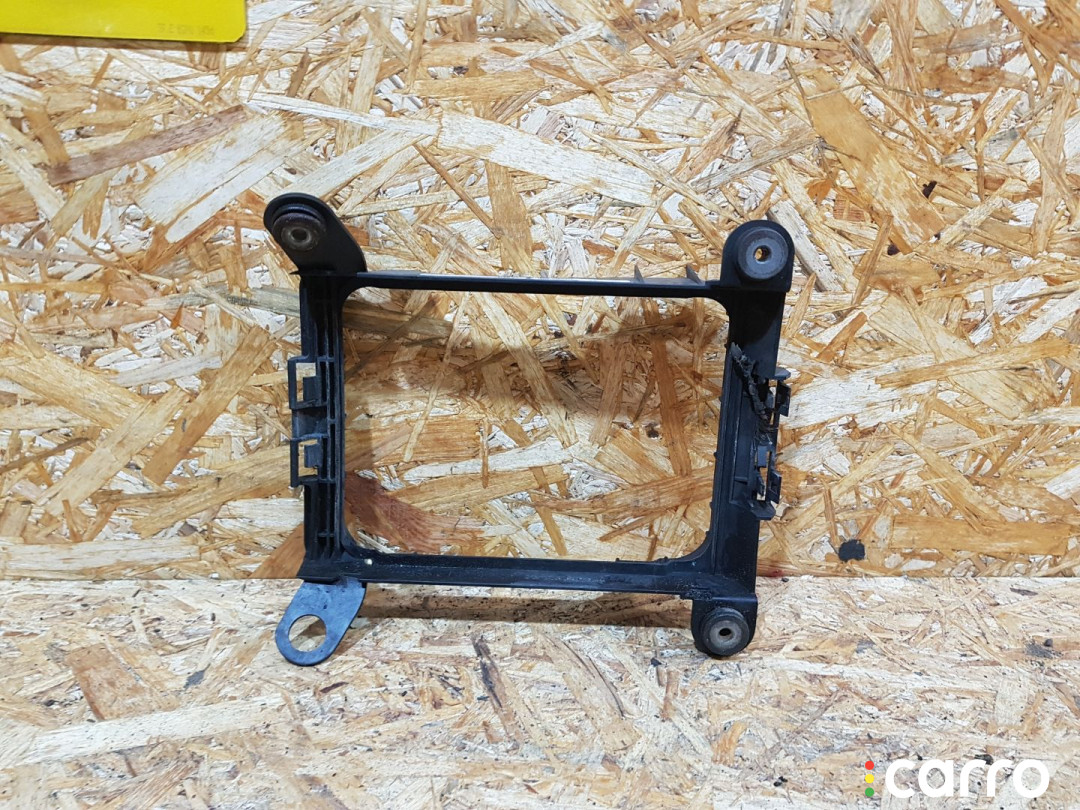 7600698, 17219452275, 17217600698, 9452275 кронштейн (крепление) радиатора BMW 4 F32/F33 2015г. - фото №2