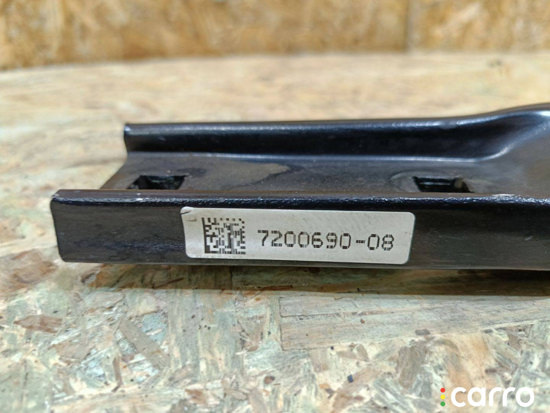 7200690, 51647200690, 4823749, 51644823749, 51644868863, 4868863 распорная планка телевизора BMW 5 F10/F11 2011г. - фото №5