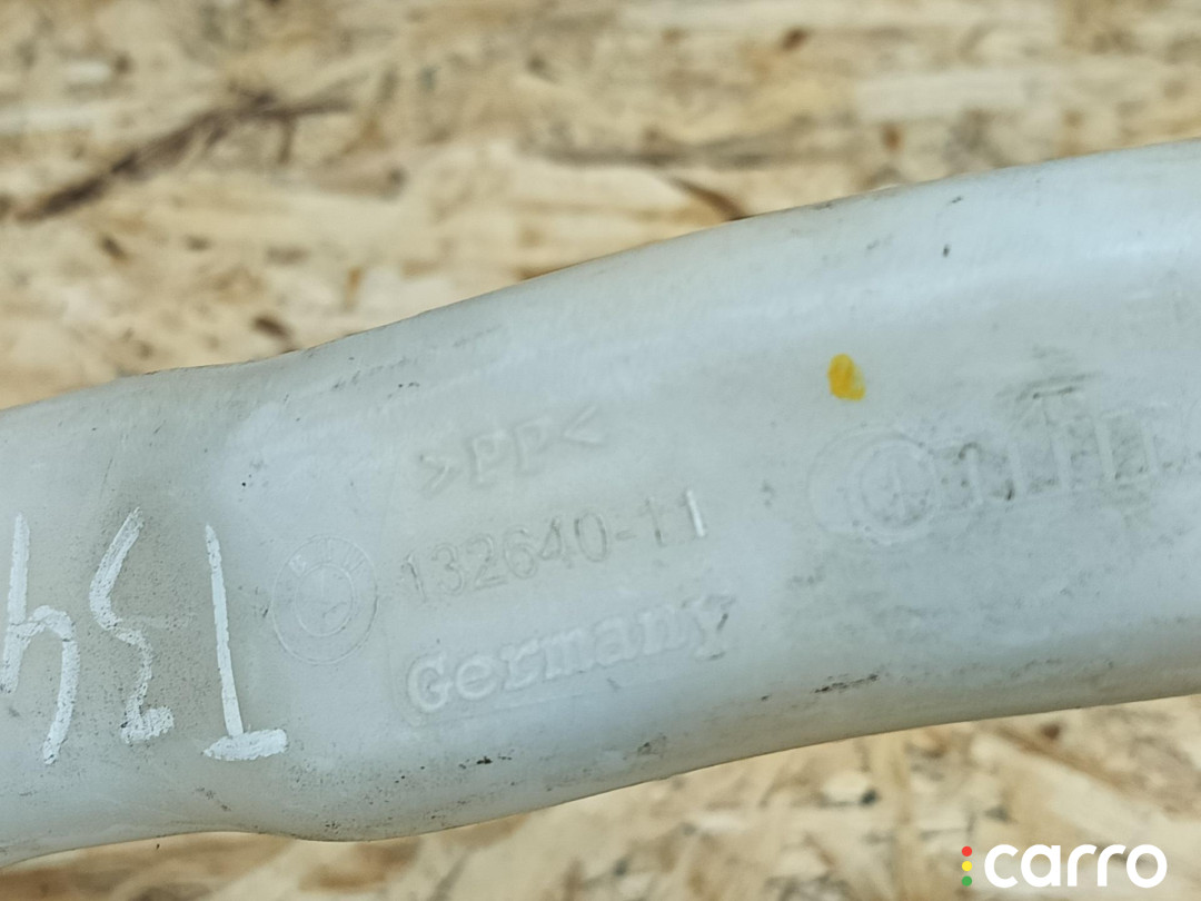 61667203270, 7203270, 132640 горловина бачка омывателя BMW 5 F10/F11 2012г. - фото №3