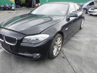 BMW 5 F10/F11 2011г. 3.0 л. - фото №2
