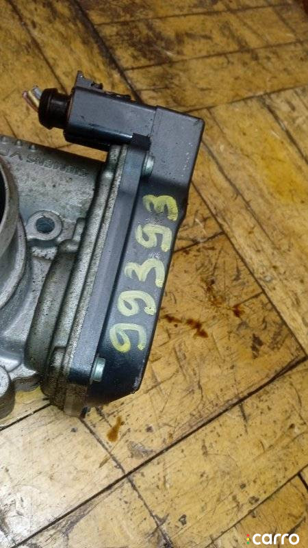 06F133062 дроссельная заслонка Audi A4 B6 2006г. - фото №4