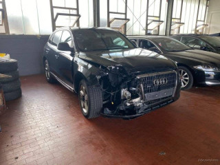 Audi Q5 8R 2008-2012 3.0 л. - фото №1