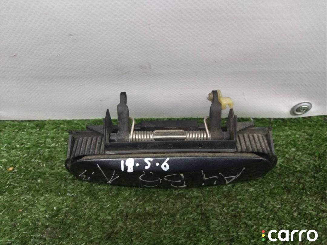 4B0839885 ручка наружная двери задней левой Audi A4 B6 2002г. - фото №2