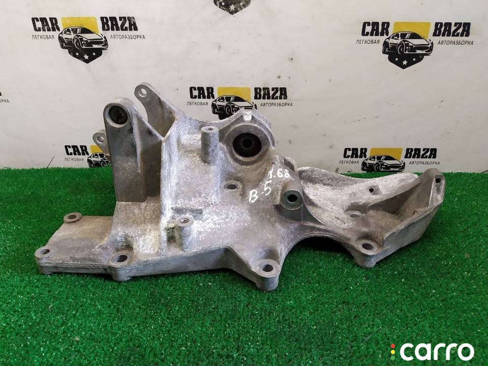 06B903143F кронштейн генератора Volkswagen Passat B5 1998г. - фото №1