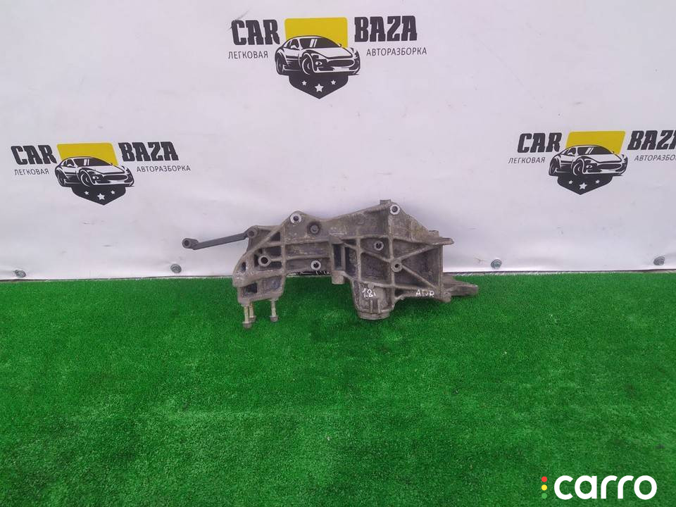 058145523B кронштейн генератора Audi A4 B5 1997г. - фото №1