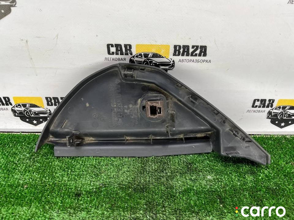 8200179045 декоративная накладка торпедо Renault Megane 2 поколение 2003г. - фото №6