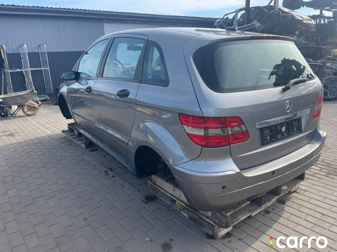 A1696800074 накладка внутренняя на порог передняя правая Mercedes-Benz B W245 2005г. - фото №7