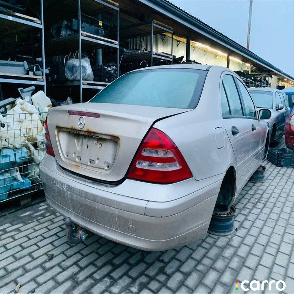 ниша запасного колеса Mercedes-Benz C W203 2002г. - фото №7
