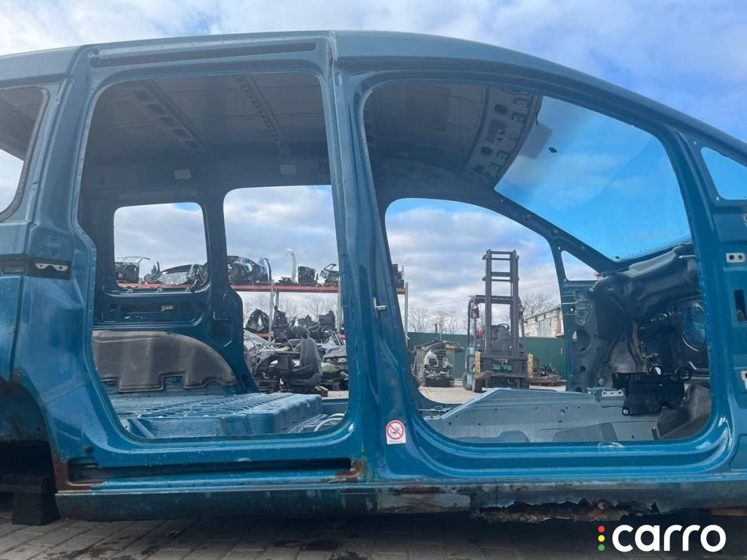 стойка кузова центральная правая Volkswagen Caddy 3 поколение 2005г. - фото №6
