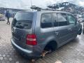 1T1941379 крепление блока предохранителей Volkswagen Touran 1 поколение 2005г. - фото №9