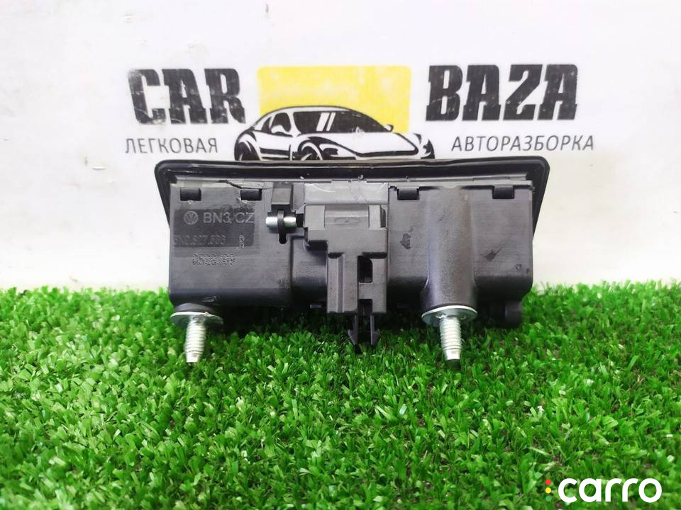 5N0827566 кнопка открытия багажника Volkswagen Golf 6 поколение 2010г. - фото №6