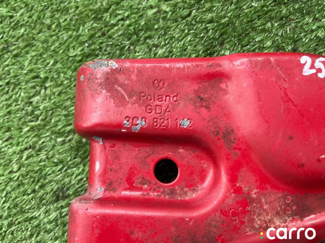 3C0821142 кронштейн крыла Volkswagen Passat B6 2006г. - фото №4