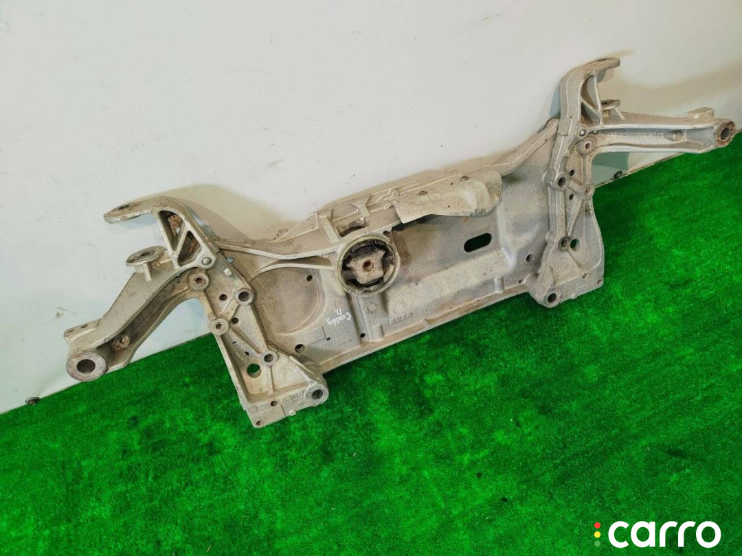 1K0199295F, 1K0199296E, 1K01993696 передняя балка (подрамник) Volkswagen Caddy 3 поколение 2004г. - фото №3