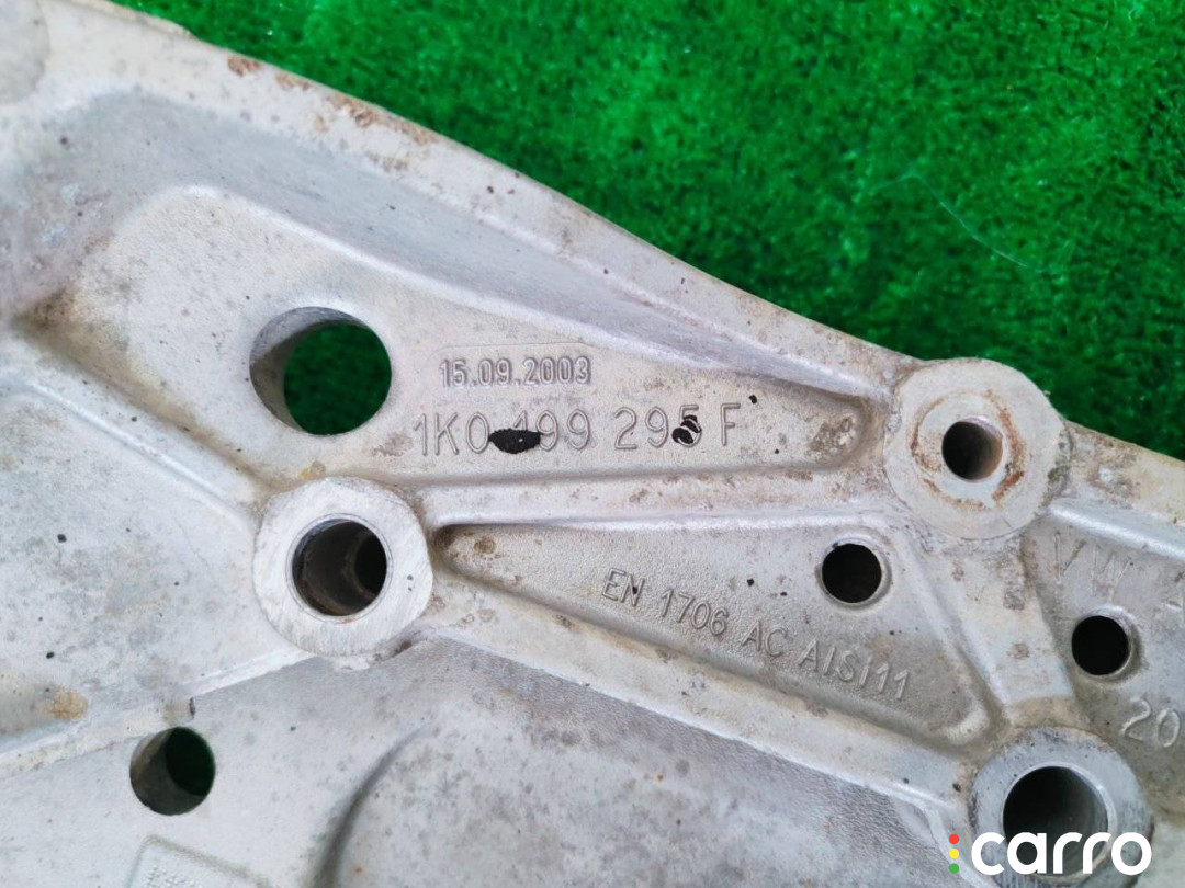 1K0199295F, 1K0199296E, 1K01993696 передняя балка (подрамник) Volkswagen Caddy 3 поколение 2004г. - фото №8