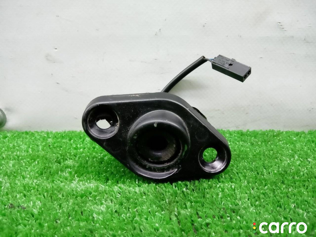 2K0843639E ответная часть (скоба) замка двери Volkswagen Caddy 3 поколение 2007г. - фото №1