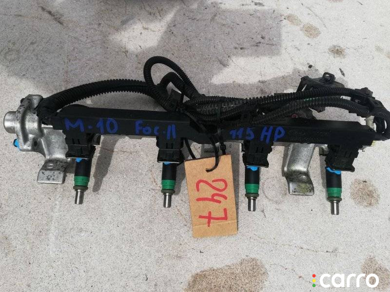1429840 форсунка топливная Ford Focus 2 поколение 2008г. - фото №1