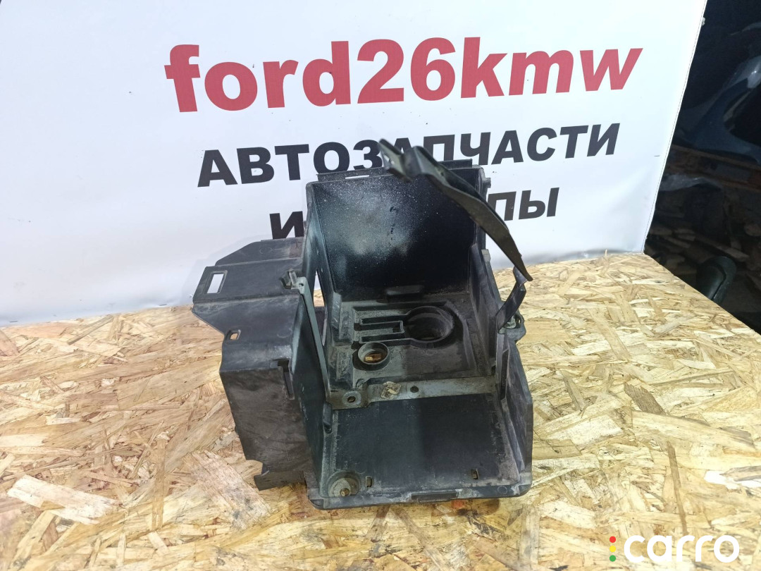 3M51-10723AP кожух аккумулятора Ford Focus 2 поколение 2008г. - фото №1