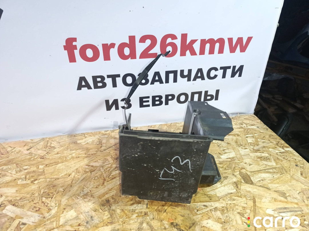 3M51-10723AP кожух аккумулятора Ford Focus 2 поколение 2008г. - фото №3