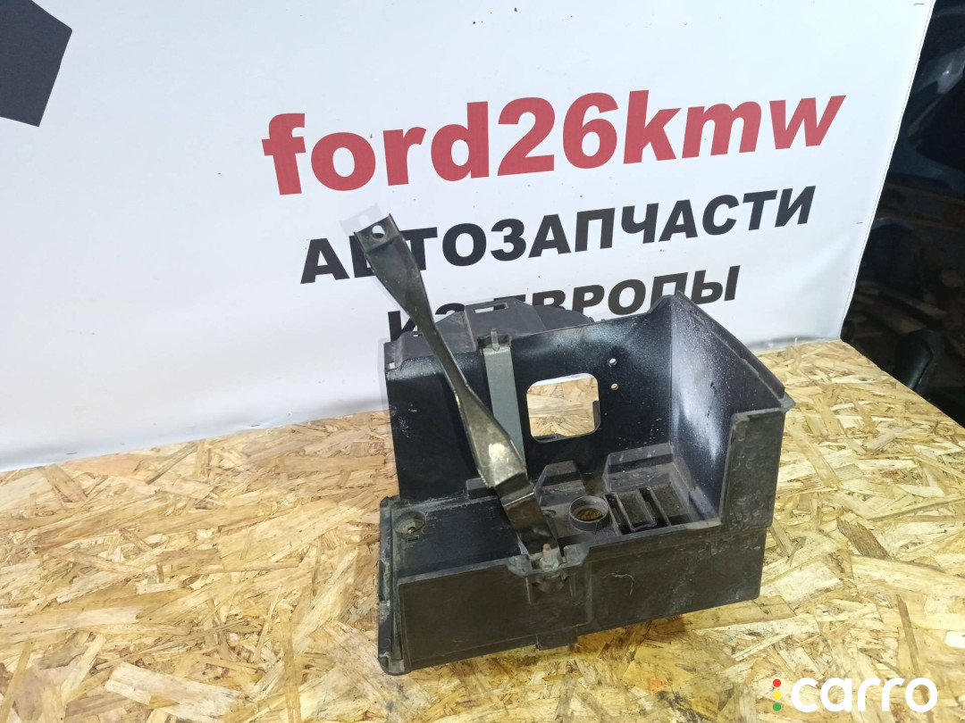3M51-10723AP кожух аккумулятора Ford Focus 2 поколение 2008г. - фото №4